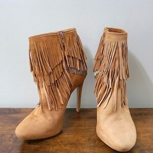 Gianni Bini Fringe Tan Ankle Heeled Boots size 9